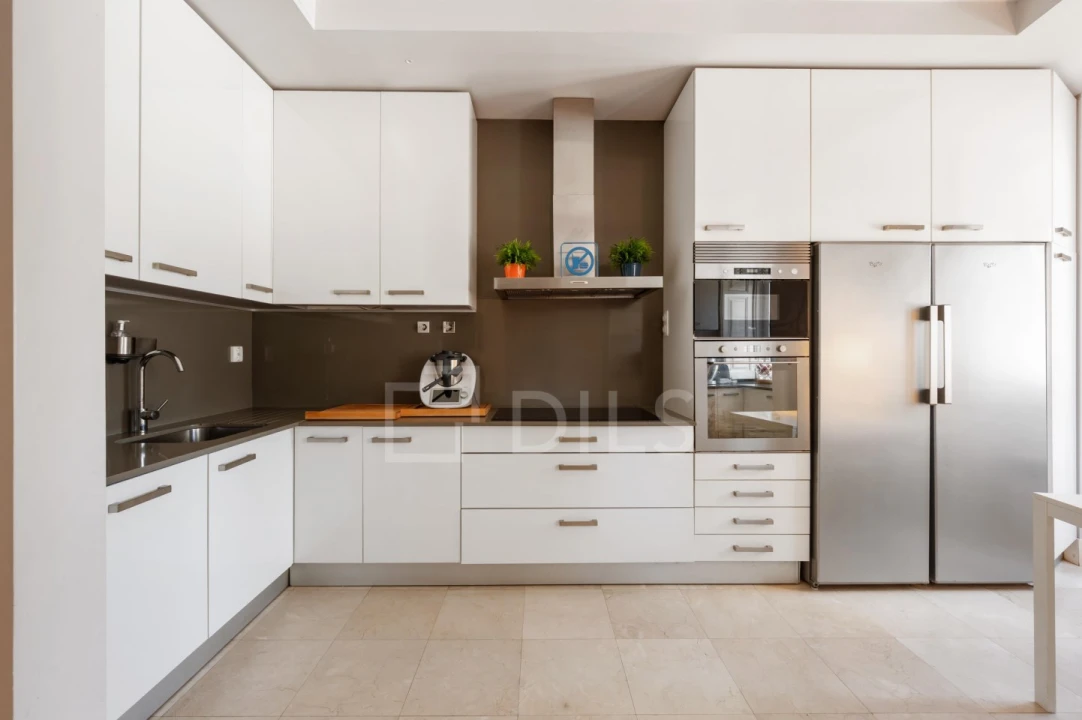 Apartamento T5 para Venda em Arroios Foto 7