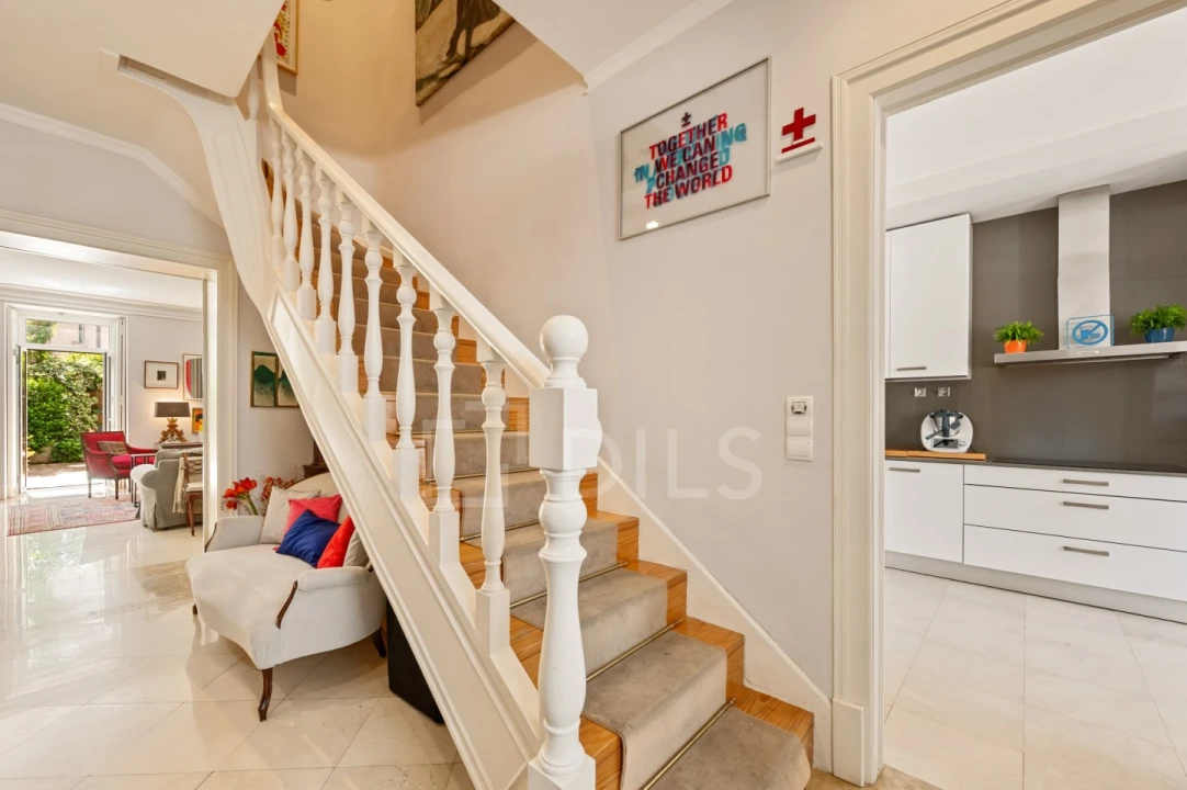 Apartamento T5 para Venda em Arroios Foto 8