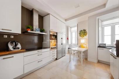 Apartamento T5 para Venda em Arroios