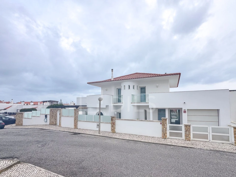 Moradia T5 para Venda em Ericeira Foto 2