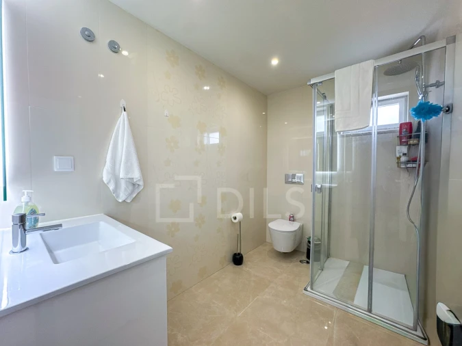 Moradia T5 para Venda em Ericeira Foto 36