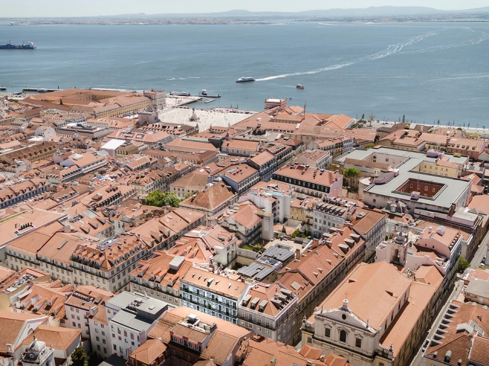 Apartamento T2 para Venda em Santa Maria Maior Foto 9