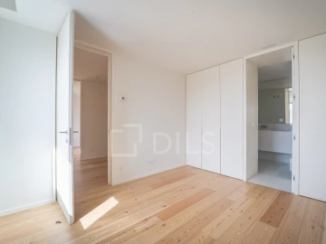 Moradia T4 para Venda em Aldoar, Foz do Douro e Nevogilde