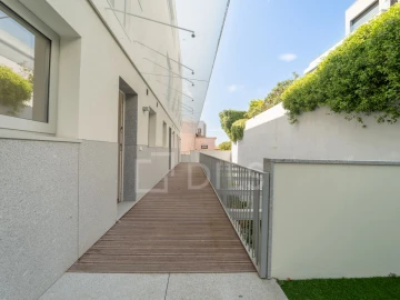 Moradia T4 para Venda em Aldoar, Foz do Douro e Nevogilde