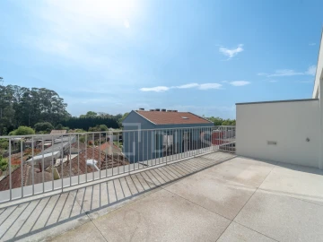 Moradia T4 para Venda em Aldoar, Foz do Douro e Nevogilde