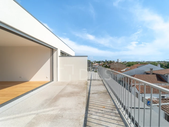 Moradia T4 para Venda em Aldoar, Foz do Douro e Nevogilde Foto 40