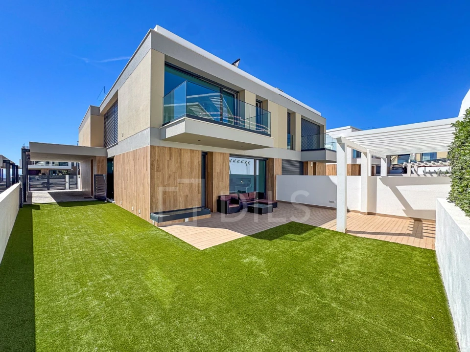 Moradia T4 para Venda em Ericeira Foto 35
