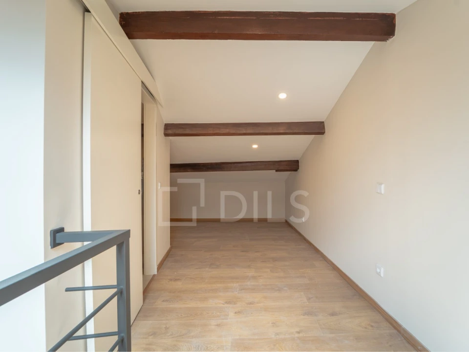 Apartamento T3 para Arrendamento em Lordelo do Ouro e Massarelos Foto 20