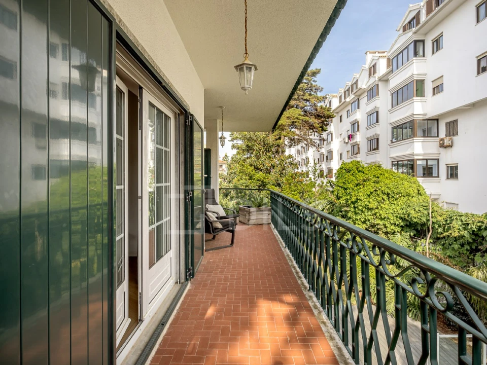 Moradia T6 para Venda em Carcavelos e Parede Foto 33