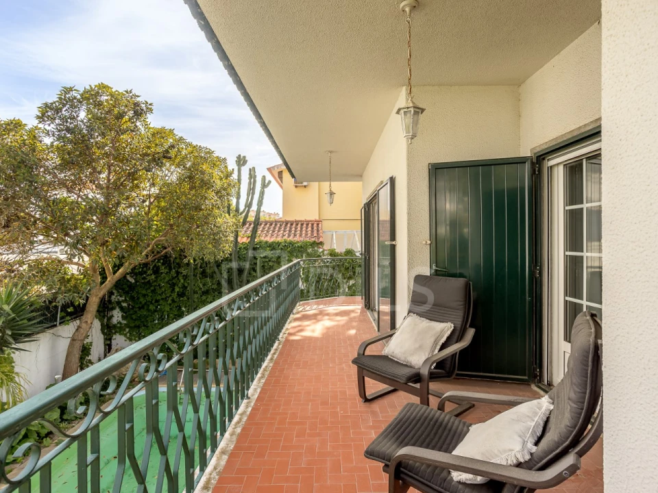 Moradia T6 para Venda em Carcavelos e Parede Foto 34
