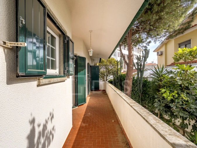 Moradia T6 para Venda em Carcavelos e Parede Foto 46