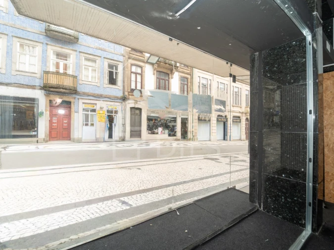 Loja para Arrendamento em Cedofeita, Santo Ildefonso, Sé, Miragaia, São Nicolau e Vitória Foto 3