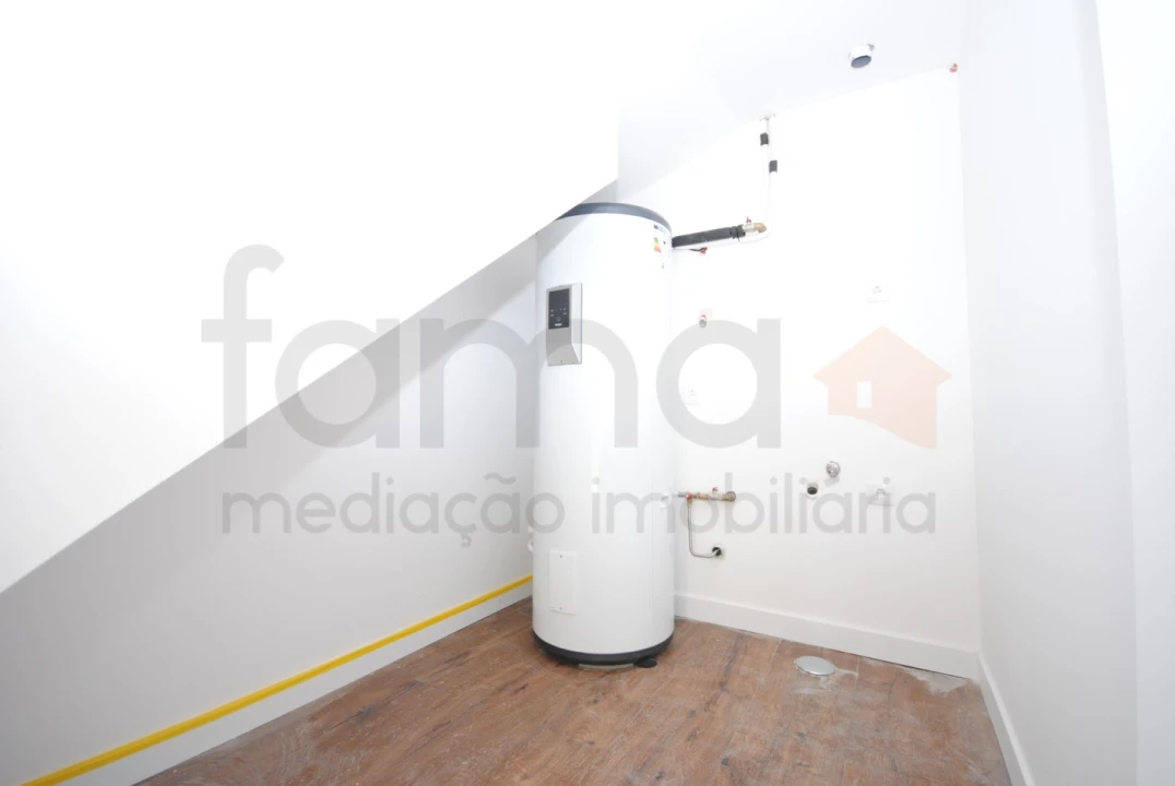Moradia T3 para Venda em São Domingos de Rana Foto 32