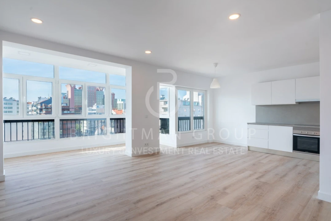 Apartamento T2 para Venda em Avenidas Novas Foto 1