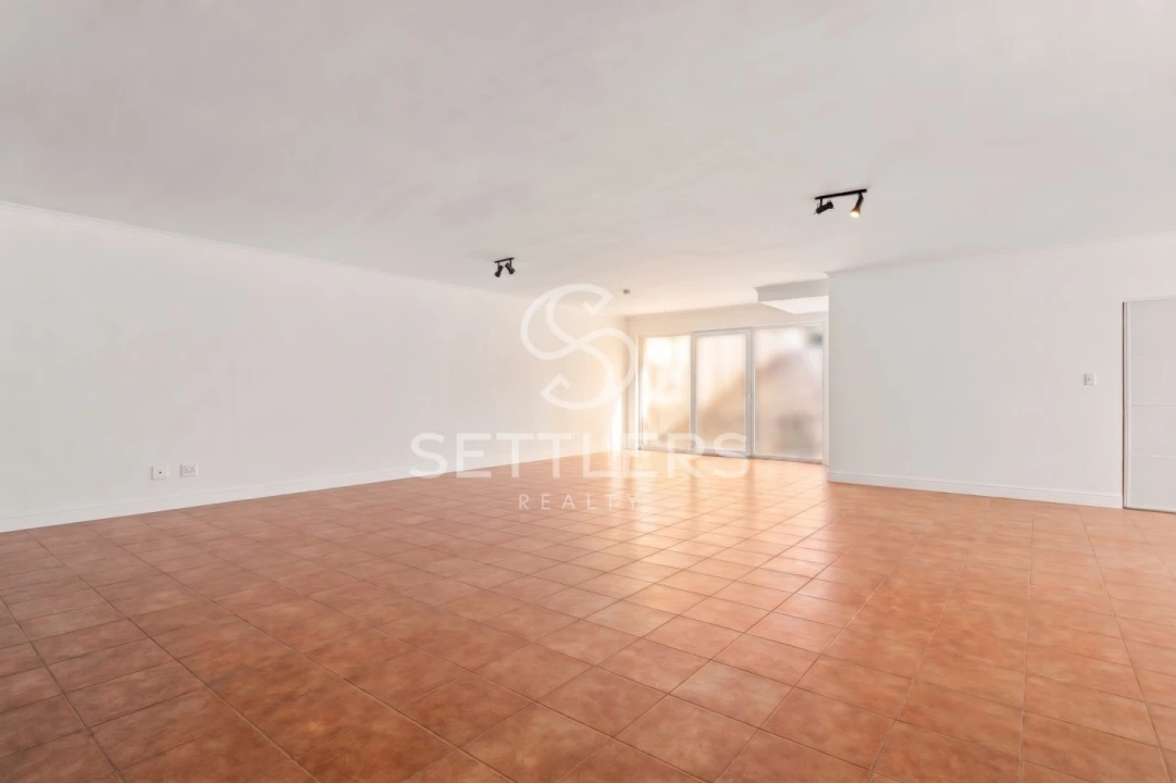 Moradia T4 para Venda em Santa Maria e São Miguel, São Martinho, São Pedro Penaferrim Foto 26
