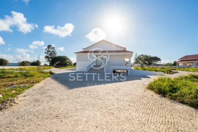 Moradia T4 para Venda em Santa Maria e São Miguel, São Martinho, São Pedro Penaferrim