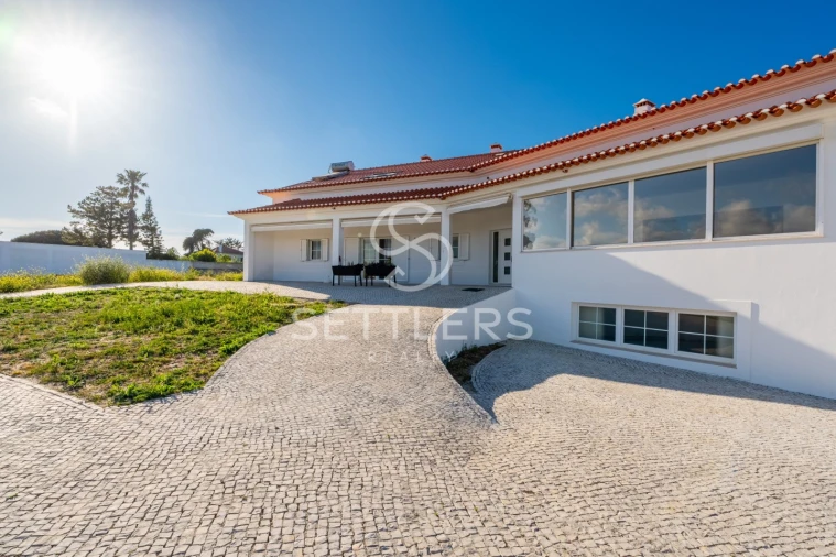 Moradia T4 para Venda em Santa Maria e São Miguel, São Martinho, São Pedro Penaferrim Foto 28