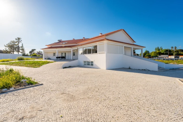 Moradia T4 para Venda em Santa Maria e São Miguel, São Martinho, São Pedro Penaferrim Foto 26