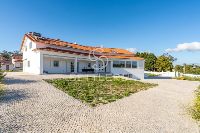 Moradia T4 para Venda em Santa Maria e São Miguel, São Martinho, São Pedro Penaferrim Foto 2