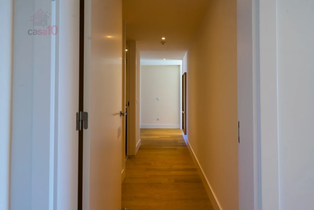 Apartamento T3 para Venda em Alcochete Foto 9