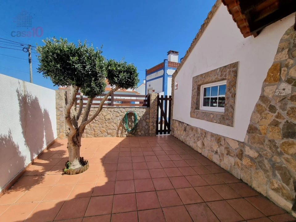 Moradia T3 para Venda em Vimeiro Foto 3