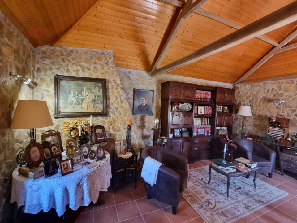 Moradia T3 para Venda em Vimeiro Foto 4