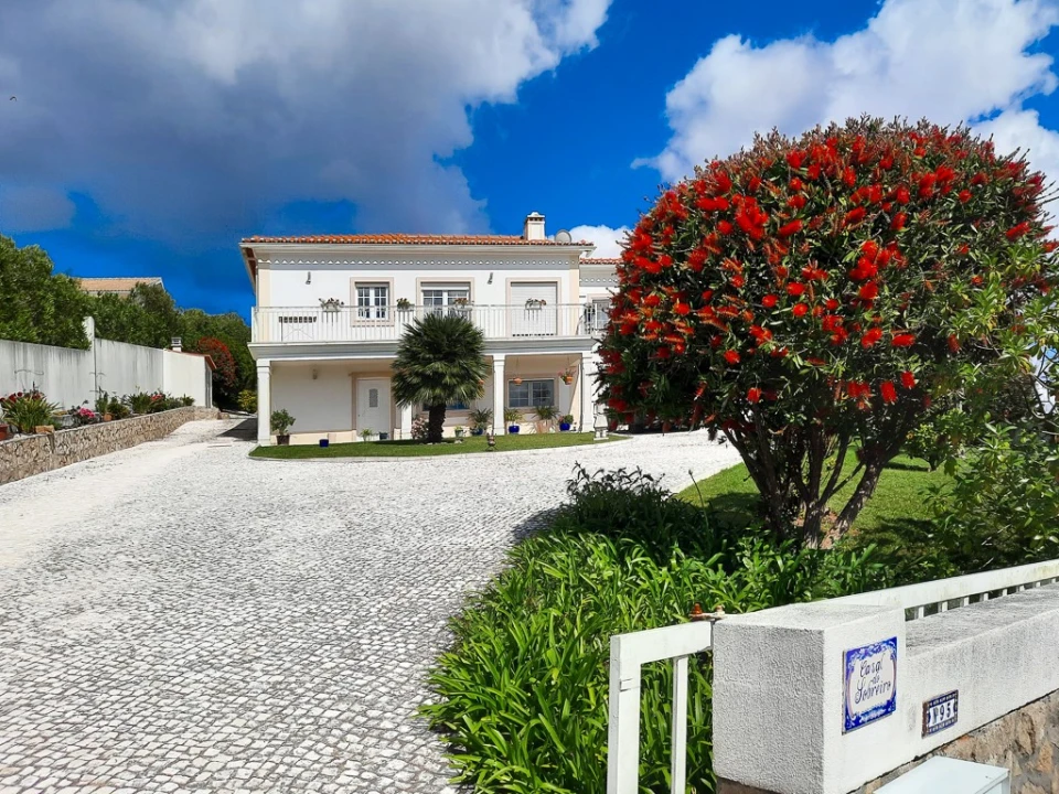 Moradia T4 para Venda em Santa Maria, São Pedro e Sobral da Lagoa Foto 4