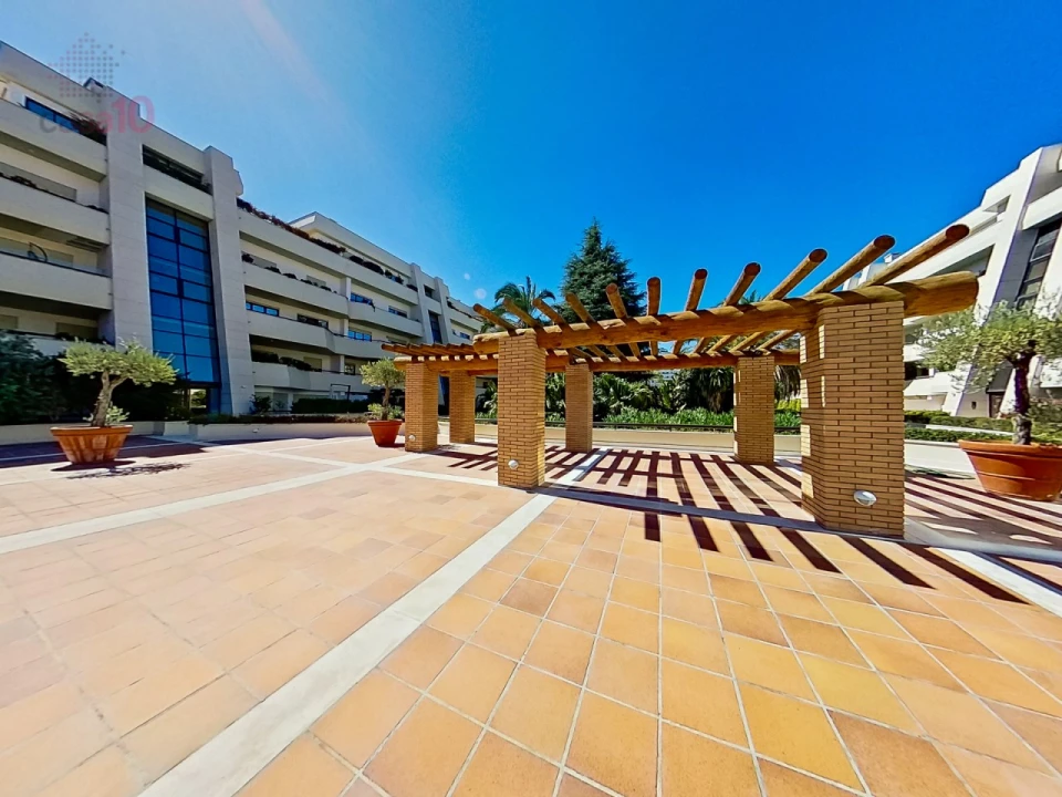 Apartamento T6 para Venda em Parque das Nações Foto 47