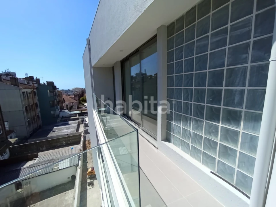 Apartamento T2 para Venda em Cedofeita, Santo Ildefonso, Sé, Miragaia, São Nicolau e Vitória Foto 4