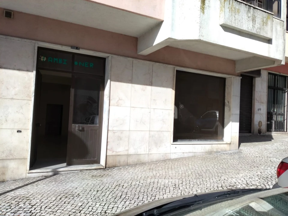Loja para Venda em Cacém e São Marcos Foto 14