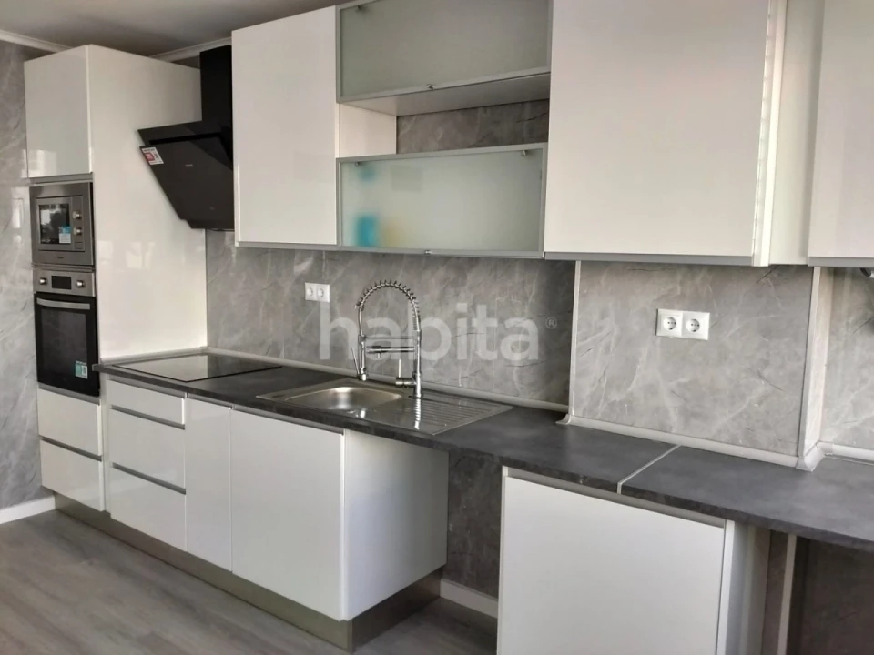 Apartamento T2 para Venda em Oeiras e São Julião da Barra, Paço de Arcos e Caxias Foto 1