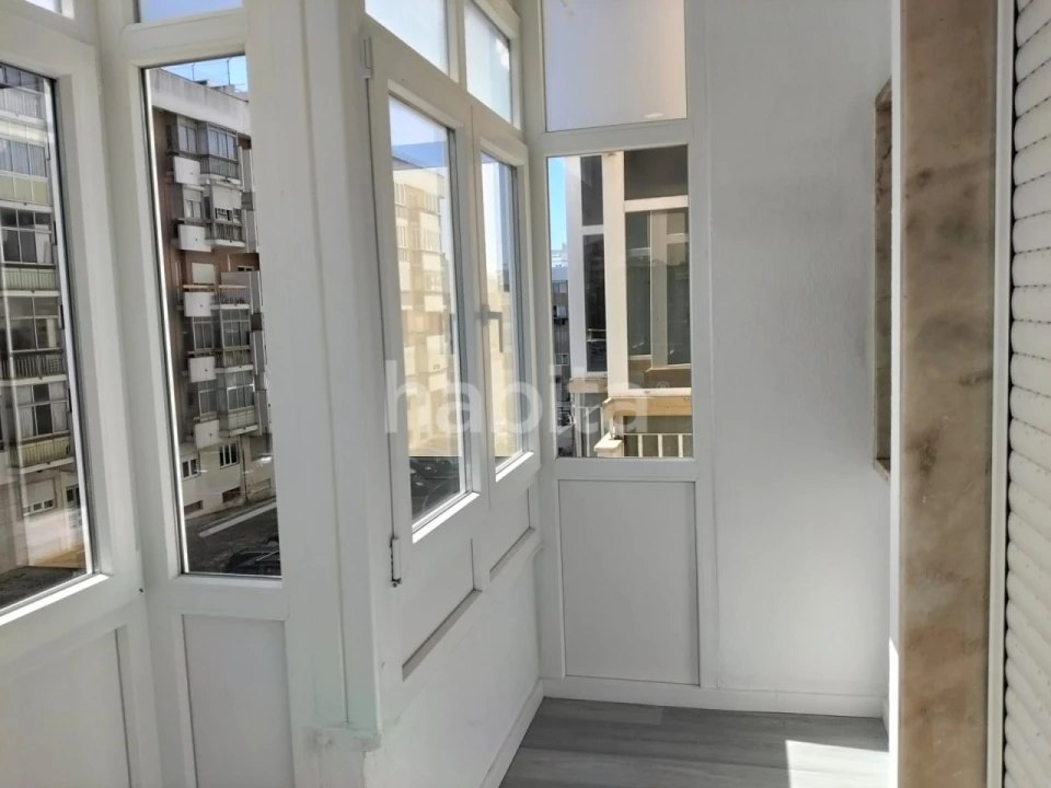 Apartamento T2 para Venda em Oeiras e São Julião da Barra, Paço de Arcos e Caxias Foto 28