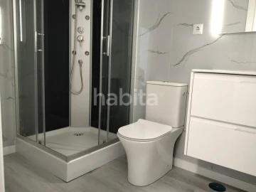Apartamento T2 para Venda em Oeiras e São Julião da Barra, Paço de Arcos e Caxias