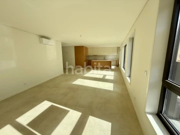 Apartamento T3 para Venda em Cedofeita, Santo Ildefonso, Sé, Miragaia, São Nicolau e Vitória
