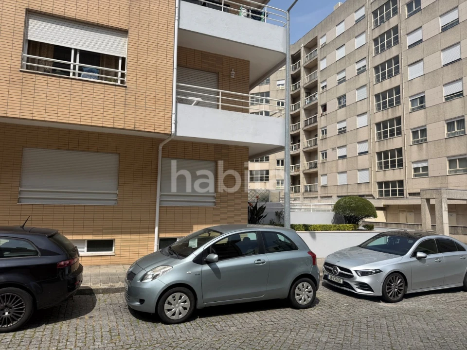 Apartamento T1 para Arrendamento em Cidade da Maia Foto 13