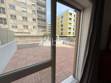 Apartamento T1 para Arrendamento em Cidade da Maia