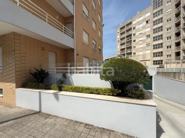 Apartamento T1 para Arrendamento em Cidade da Maia