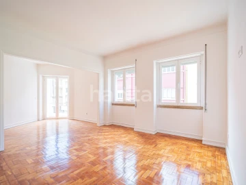 Apartamento T2 para Arrendamento em Estrela