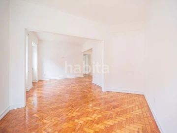 Apartamento T2 para Arrendamento em Estrela