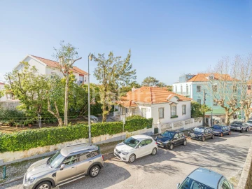 Moradia T6 para Venda em Santa Maria e São Miguel, São Martinho, São Pedro Penaferrim