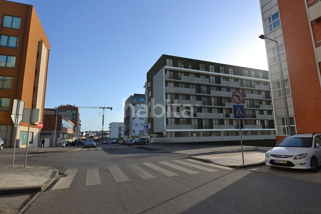 Apartamento T3 para Venda em Glória e Vera Cruz Foto 16