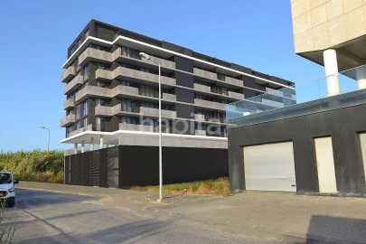Apartamento T3 para Venda em Glória e Vera Cruz