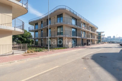 Apartamento T1 para Venda em Santa Clara e Castelo Viegas