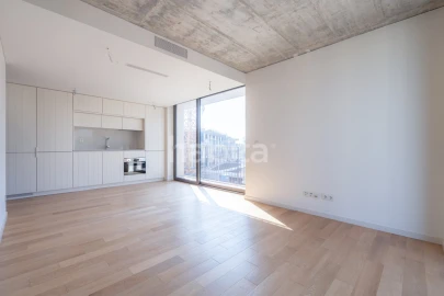 Apartamento T1 para Venda em Santa Clara e Castelo Viegas