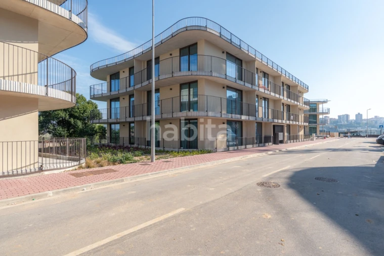 Apartamento T1 para Venda em Santa Clara e Castelo Viegas Foto 3