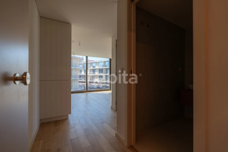 Apartamento T1 para Venda em Santa Clara e Castelo Viegas Foto 8