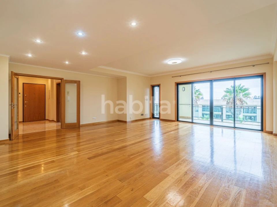 Apartamento T3 para Arrendamento em Belém Foto 2