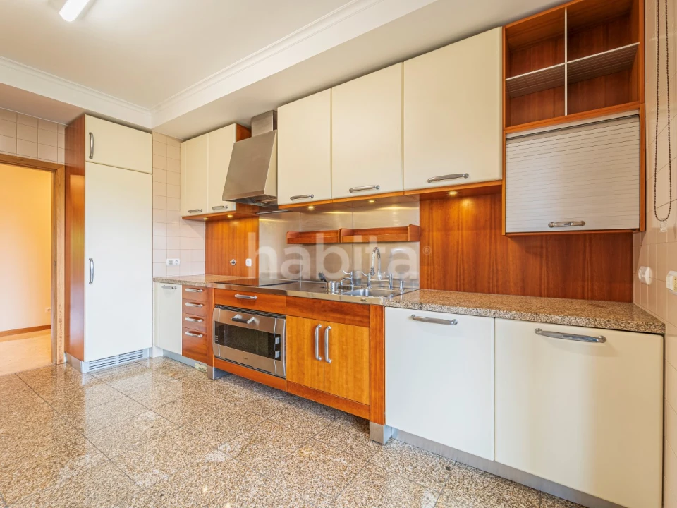 Apartamento T3 para Arrendamento em Belém Foto 5