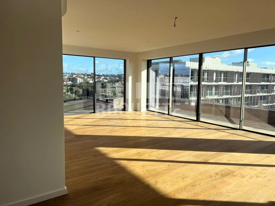 Apartamento T4 para Venda em Matosinhos e Leça da Palmeira Foto 8