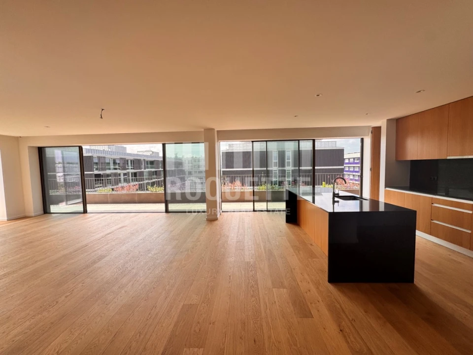 Apartamento T4 para Venda em Matosinhos e Leça da Palmeira Foto 9